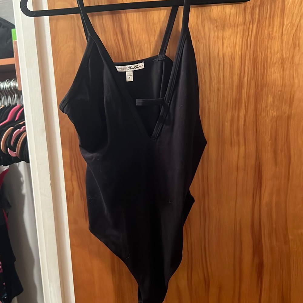 Express black bodysuit with v neck cross detail size m